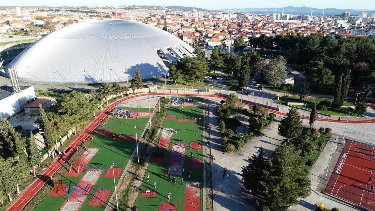Апартаменты Ap Stella, Center Of Zadar, 2Br, Parking Экстерьер фото